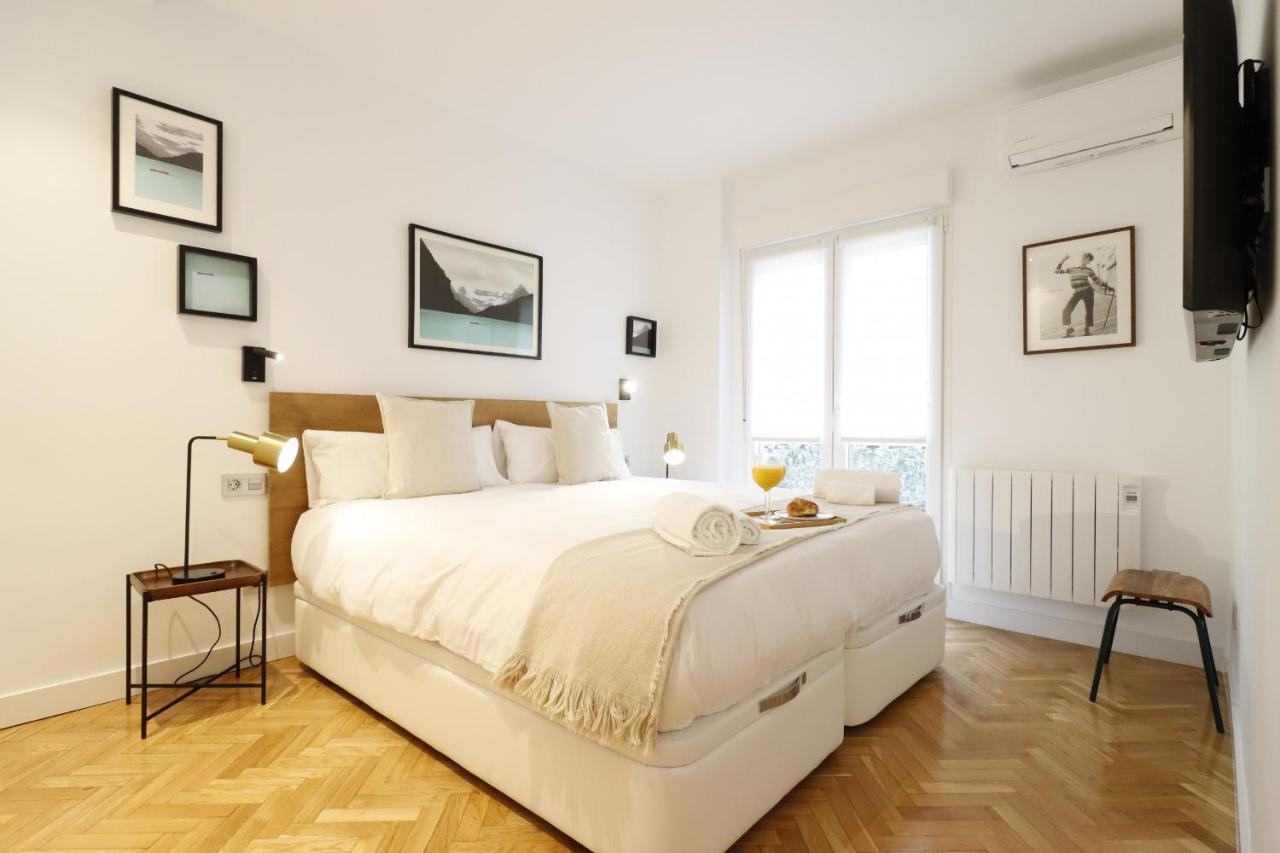 Royal Madrid Apartment Luaran gambar