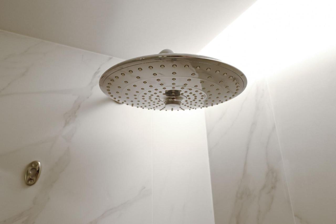 Royal Madrid Apartment Luaran gambar