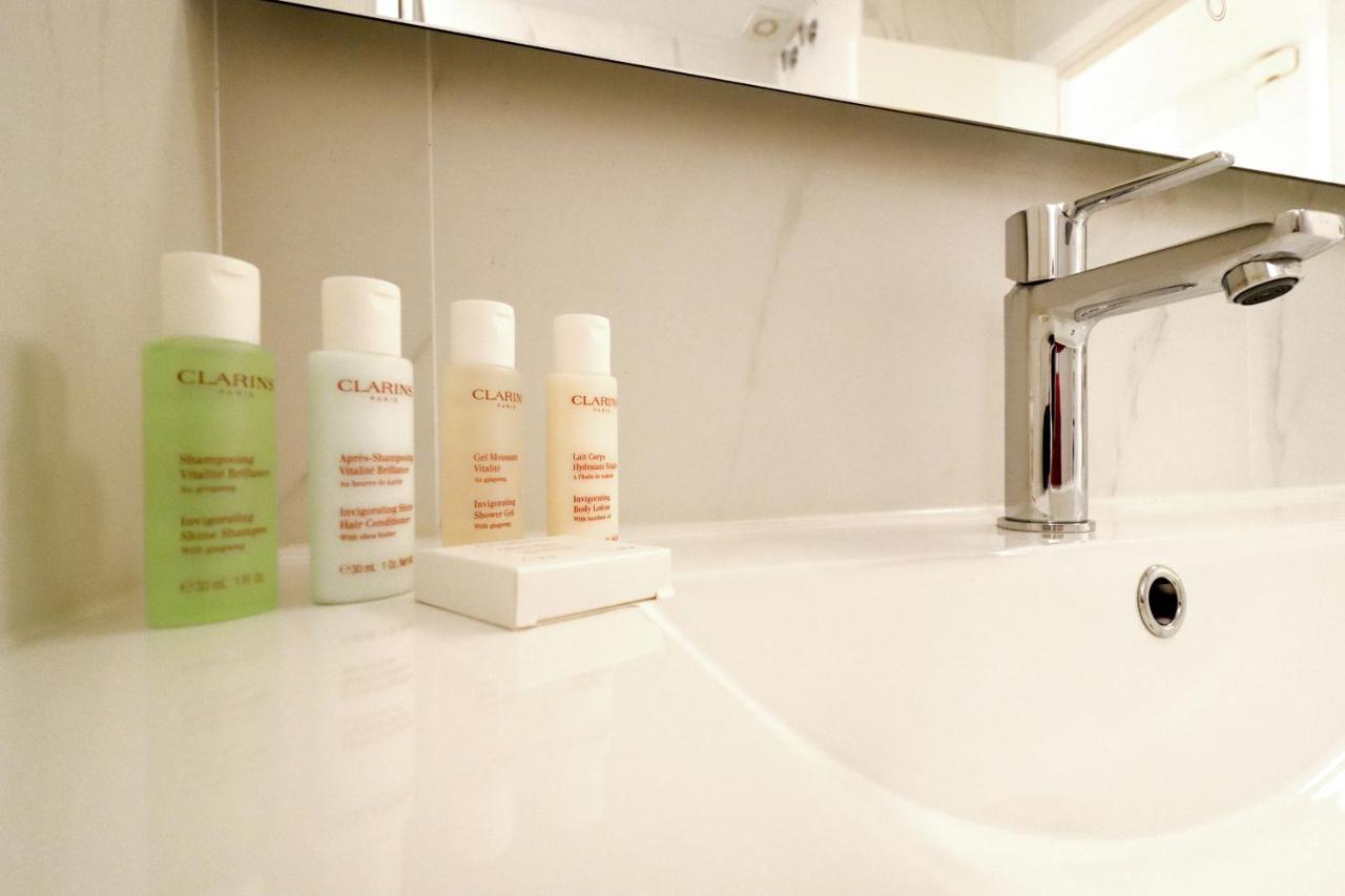 Royal Madrid Apartment Luaran gambar